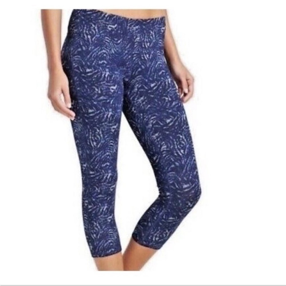 Athleta Zebra Chaturanga Crop Workout Leggings